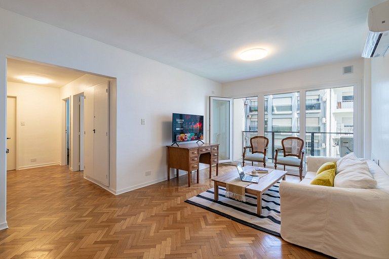 Amplio departamento para 5 | Familias | Recoleta