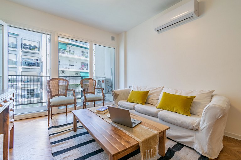 Amplio departamento para 5 | Familias | Recoleta