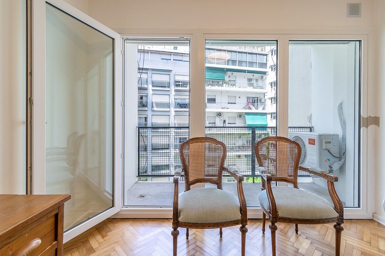 Amplio departamento para 5 | Familias | Recoleta