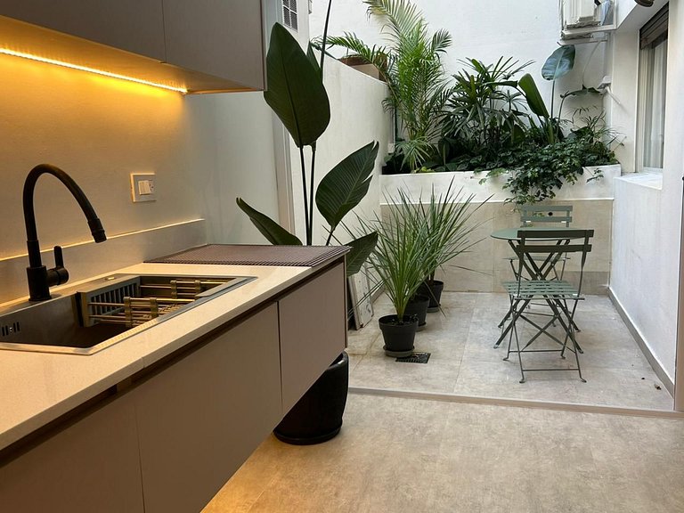 Moderno 2 amb remodelado con patio en Recoleta