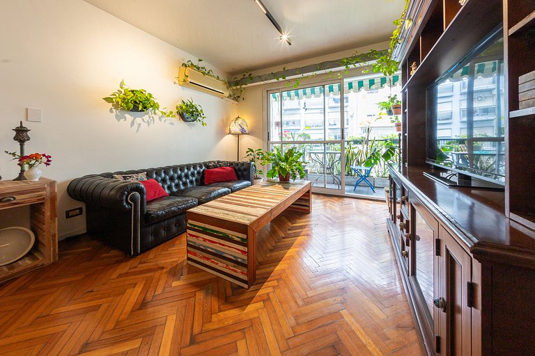 Departamento con mucha vida | 117 m2 en Recoleta