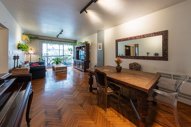 Departamento con mucha vida | 117 m2 en Recoleta