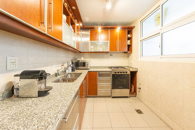 Departamento con mucha vida | 117 m2 en Recoleta