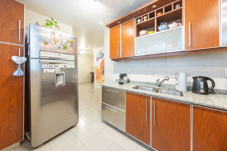 Departamento con mucha vida | 117 m2 en Recoleta