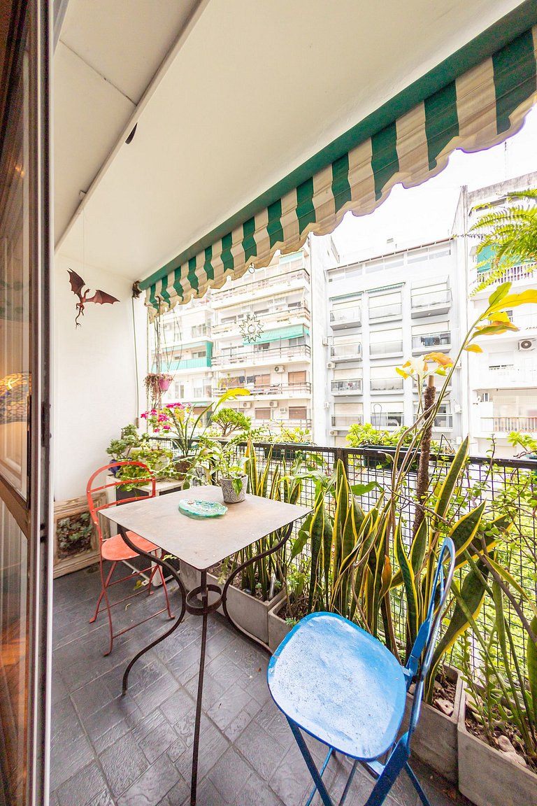 Departamento con mucha vida | 117 m2 en Recoleta